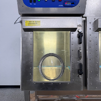 Baker Isogard Dual Chamber Glovebox image 3